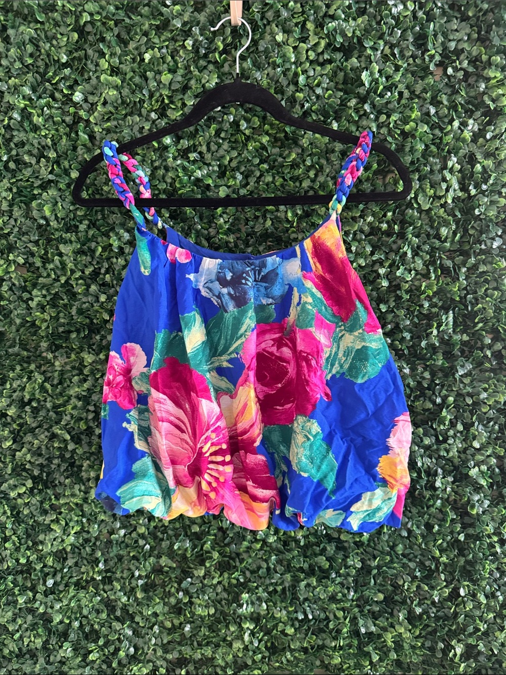 Skies Are Blue ⭐️ NWT Royal Blue Floral bubble top  with Braided Straps NEW